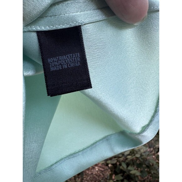 NWT St. John Sleeveless Blouse Satin Women’s Size Large Turquoise Blue Green - Picture 6 of 9